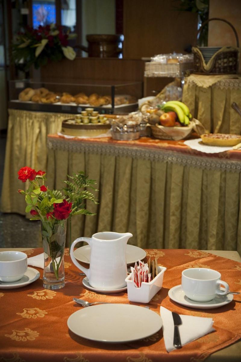 Hotel La Pace - Experience 卡西诺 外观 照片