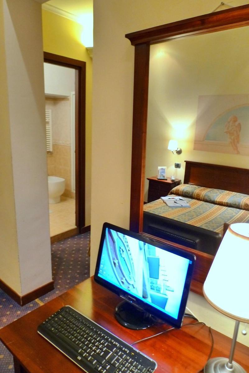 Hotel La Pace - Experience 卡西诺 外观 照片