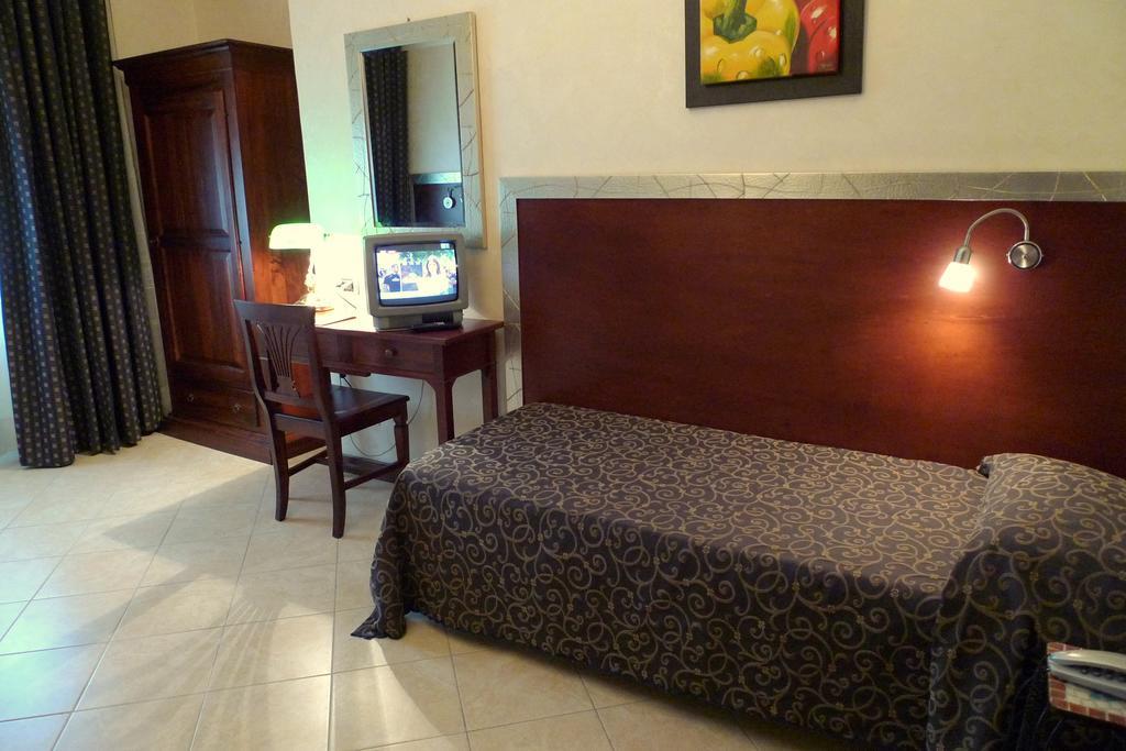 Hotel La Pace - Experience 卡西诺 外观 照片
