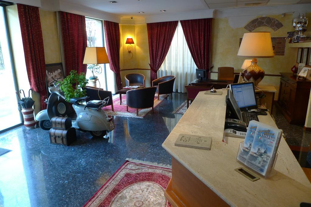 Hotel La Pace - Experience 卡西诺 外观 照片