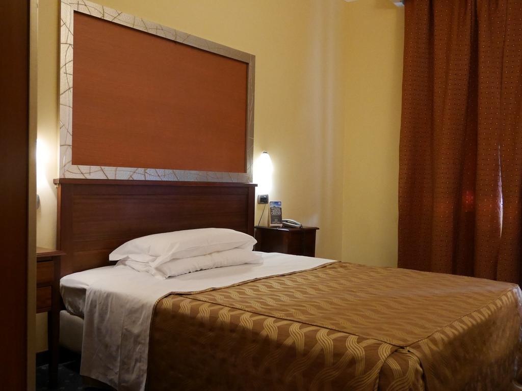 Hotel La Pace - Experience 卡西诺 外观 照片