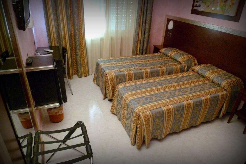 Hotel La Pace - Experience 卡西诺 外观 照片